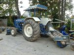 ขายรถแทรคเตอร์ นิวฮอลแลนด์ FORD 6600เสื้อลาย เอกสารเล่มทะเบียนครบ สภาพพร้อมลงงาน เครื่องดีปั๊มหางระบบใช้ปกติ 