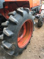 ขาย 190,000 รถไถ KUBOTA L3408 พร้อมดันหน้า และผานพรวน สภาพเดิม สีเดิม  สอบถามได้ ร้าน DC Tractor Rayong 0818618678 ,0899347475 อยู่ตัวอำเภอแกลง ติดถนน