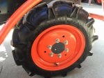 ขายรถไถ Kubota B2140(4WD) Narrow พร้อมโครงกันอ้อยและผานชักร่องพร้อมเครื่องหยอดปุ๋ย รถ 80ชั่วโมง พร้อมใช้งาน