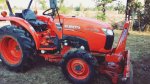 ขายรถไถ KUBOTA L3608 ใช้งานน้อย อุปกรณ์ครบ ดันหน้า ผานหลัง โรตารี่ และเทรลเลอร์ลากจูง สนใจโทร 090-8588220คุณนะ 093-3258446คุณบิว หรือเข้าดูสินค้าอื่นๆ