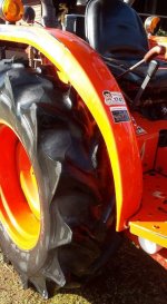 ขายรถไถ KUBOTA L3608 ใช้งานน้อย อุปกรณ์ครบ ดันหน้า ผานหลัง สภาพสวยพร้อมใช้งาน สนใจโทร 090-8588220คุณนะ 093-3258446คุณบิว หรือเข้าดูสินค้าอื่นๆได้ที่ w