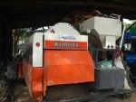 ขายรถเกี่ยวข้าวKUBOTA DC60พลัส สภาพพร้อม ใช้งานเครื่องดี ช่วงล่างเต็ม สภาพพร้อม ตู้ดี ตัวเดินดี 