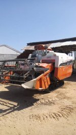 ขายรถเกี่ยวข้าวKUBOTA DC60 ปี52 เครื่องดี ช่วงล่างดี ทำงานขยัน เกี่ยวเร็ว  สภาพพร้อมใช้งาน สนใจโทร 090-8588220คุณนะ ID:narong498 หรือ www.truck.in.th/