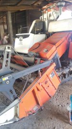 ขายรถเกี่ยวข้าวKUBOTA DC60 ปี53 เครื่องดี ช่วงล่างดี ทำงานขยัน เกี่ยวเร็ว  สภาพพร้อมใช้งาน เอกสารพร้อมโอน สนใจโทร 090-8588220คุณนะ ID:narong498 หรือ w
