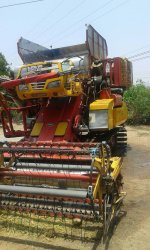 ขายรถเกี่ยวข้าว ศักดิ์พัฒนา KM47 เครื่อง6HH TERBO 225เทอร์โบ ปั้ม22 อุ้ม2.5ตัน ตัวเดิน12 ช่วงล่างดี สภาพพร้อมใช้งาน สนใจโทร 090-8588220คุณนะ 093-32584