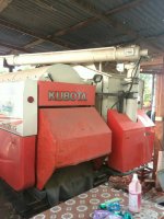 ขายรถเกี่ยวข้าว KUBOTA DC70G ใช้งานน้อย7??ชม. สภาพพร้อมใช้งาน เอกสารพร้อมโอน สนใจโทร 090-8588220คุณนะ 093-3258446คุณบิว หรือเข้าดูสินค้าอื่นๆได้ที่ ww