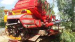 ขายรถเกี่ยวข้าว ศักดิ์พัฒนา ช่วงล่าง10 เครื่อง6HH1 230เทอร์โบว์ ปั๊มไดกิ้น23 เฟรมสวย ลูเลอร์ครบ หน้าเกี่ยว3เมตร ดูรถทำงานได้เลย ขึ้นตู้ใหม่ อุ้ม2.5ตัน