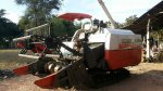 ขายรถเกี่ยวข้าว KUBOTA DC70G ใช้งานน้อย9??ชม. ปี57 สภาพพร้อมใช้งาน เอกสารเล่มทะเบียนพร้อมโอน สนใจโทร 090-8588220คุณนะ 093-3258446คุณบิว หรือเข้าดูสินค