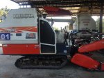 ขายรถเกี่ยวkubota dc95 สภาพพร้อมใช้งาน เกี่ยว2นาปี สภาพซื้อป้ายแดง ช่วงล่างดี เอกสารเล่มทะเบียนพร้อมโอน ตู้เดิม