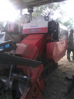 ขายรถเกี่ยวคูโบต้า KUBOTA60 รุ่นรองกระสอบ ปี52พร้อมเทรลเลอร์รถเกี่ยว พร้อมทำงาน 