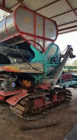 ขายรถเกี่ยวข้าวบางไทร ช่วงล่าง12HT เครื่องHINO JO8C 251แรง สภาพเดิม  