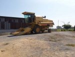 รถเกี่ยวข้าวโพด New holland 8070