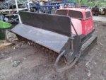  รถตัดหญ้าแบบนั่งขับ ยี่ห้อ : KOMATSU รุ่น : ZHM150A รหัสสินค้า : 80802577 คุณปัญญา Tel.086-8150487