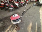 เครื่องพรวนดิน  ยี่ห้อ : HONDA รุ่น : F200 รหัสสินค้า : 14002132 คุณปัญญา Tel.086-8150487