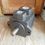 ปั๊มใบพัดแบบอัตราไหลคงที่ (Vane Pump) Omax PV2R1,PV2R2