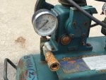 ปั๊มลมเล็กญี่ปุ่น ถังประมาณ 30ลิตร มอเตอร์110V. ขายตามสภาพ ไม่ได้เช็ค
