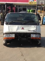 หัวรถ MITSUBISHI รุ่น  Canter สำหรับ4-6ล้อเล็ก สภาพสวย ไม่มีผุ อุปกรณ์ครบทั้งคัน ภายในสะอาด 