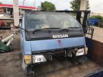 หัวรถบรรทุก Nissan รุ่น Cabstar 4ล้อ หรือ6ล้อเล็ก มือสองจากญี่ปุ่น สภาพสวย ทรงดีไม่มีผุ ภายในครบ สวย สะอาด รุ่นใหม่ ไฟเพชร อุปกรณ์ครบ น่าใช้งาน กระจกห