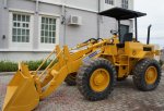 รถตักล้อยางเอวอ่อน ตักขนาด 1 คิว CAT910 คอนโทรลเดี่ยว เทียบเท่า KOMATSU 510 สนใจติดต่อ 0927826142,034886118