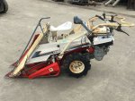รถเกี่ยวข้าว มัดคอรวงแบบเดินตาม ยี่ห้อ YANMAR รุ่น YB35.