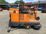 ขายรถกวาดพื้นนั่งขับ ระบบไฟฟ้า แบตเตอรี่ 36V. ยี่ห้อ TASKI มือ2นำเข้า สภาพสวยมาก รุ่นใหม่ ระบบสมบูรณ์ พร้อมใช้งาน รุ่น Combimat3000