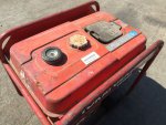 ขายเครื่องปั่นไฟ TOKAI รุ่น TG2200 เครื่องยนต์เบนซิน ROBIN 5hp. ปั่นไฟ 110V. 2.2kVA. มือ2ญี่ปุ่น สภาพสวย น่าใช้งาน  ขายไม่แพง 6,500 บาท เท่านั้น
