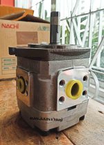 ปั๊มไฮดรอลิคแบบเฟืองใน ยี่ห้อ NACHI รุ่น IPH-3 Series