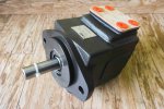 ปั๊มใบพัดแรงดันสูงตอนเดี่ยว และแบบสองตอน (Vane Pump Hydraulic) ปั๊มแรงดันสูงยี่ห้อ HOF