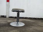 เก้าอี้ Stool ทรงกลม 400บาท (จำกัดจำนวน) หนังสีครีม ปรับสูงต่ำได้ หมุนได้ 