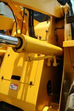 ZW100-5B แขนยาวแท้จากญี่ปุ่น เทียบเท่า KOMATSU WA100-7 ตัก 1.4 คิว ยกสูง 3.70 ม. สนใจติดต่อ 0927826142,0858176685