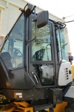 ZW100-5B แขนยาวแท้จากญี่ปุ่น เทียบเท่า KOMATSU WA100-7 ตัก 1.4 คิว ยกสูง 3.70 ม. สนใจติดต่อ 0927826142,0858176685