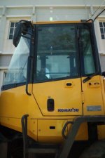 KOMATSU WA100-6 ตัก 1.35 คิว ยกสูง 3.50 ม. แอร์เย็น พร้อมใช้งาน สนใจติดต่อ 0927826142,0858176685