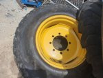 ยางพร้อมกระทะล้อหลัง 14.9-24  สำหรับรถไถใหญ่ๆ หลายรุ่น เช่น Kubota รุ่น M7040 , M6040 Johndeere Massey Yanmar #กระทะล้อรถไถขอบ24 #ยางรถไถขอบ24  มือ2 ญ