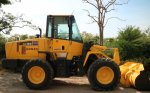รถตัก KOMATSU WA100-5 ตัก 1.40 คิว ยกสูง 3.40ม. เครื่องยนต์ 4 สูบเทอร์โบ สนใจติดต่อ 0927826142,0858176685