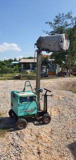 โคมไฟบอลลูน ไฟแสงจันทร์เครื่องปั่้นไฟในตัว DENYO 2000WATT สตาร์ทกุญแจ แบตเตอรี่ เสายกสูง3เมตร มีรถเข็น มีเบรคมือ ใช้งานง่าย ใช้ในงานก่อสร้าง งานกู้ภัย