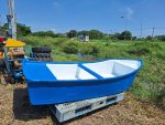 เรือพายไฟเบอร์ญี่ปุ่น มือ2นำเข้า แข็งแรง เบา  ไม่แตก ไม่รั่ว เก็บสีใหม่ ขนาดเรือ กว้าง 1เมตร ยาว 2.6เมตร  กาบเรือสูง 35ซม.  ราคา 8,000 บาท  โทร : 094-