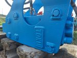 ย่อยหิน หัวกระแทก หัวแย็ก HYDRAURIC BREAKER ยี่ห้อ TOKU รุ่น 5ME สำหรับรถขุด  PC45-PC60 สภาพสวยเดิม รุ่นใหม่ มือ2ญี่ปุ่น  ราคา 28,000 บาท  โทร : 094-7