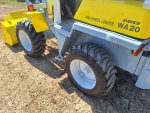 รถตัก KOMATSU รุ่น WA20-2 เอวอ่อน ขับเคลื่อน 4ล้อ 4WD รุ่นใหม่ เครื่องยนต์ดีเซล 3สูบ 3D78N  เครื่อง+ช่วงล่าง+ปั๊มสมบูรณ์ สภาพดี สวยเดิม มือ2นำเข้า จาก