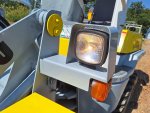 รถตัก KOMATSU รุ่น WA20-2 เอวอ่อน ขับเคลื่อน 4ล้อ 4WD รุ่นใหม่ เครื่องยนต์ดีเซล 3สูบ 3D78N  เครื่อง+ช่วงล่าง+ปั๊มสมบูรณ์ สภาพดี สวยเดิม มือ2นำเข้า จาก