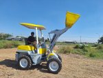 รถตัก KOMATSU รุ่น WA20-2 เอวอ่อน ขับเคลื่อน 4ล้อ 4WD รุ่นใหม่ เครื่องยนต์ดีเซล 3สูบ 3D78N  เครื่อง+ช่วงล่าง+ปั๊มสมบูรณ์ สภาพดี สวยเดิม มือ2นำเข้า จาก