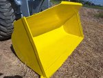รถตัก KOMATSU รุ่น WA20-2 เอวอ่อน ขับเคลื่อน 4ล้อ 4WD รุ่นใหม่ เครื่องยนต์ดีเซล 3สูบ 3D78N  เครื่อง+ช่วงล่าง+ปั๊มสมบูรณ์ สภาพดี สวยเดิม มือ2นำเข้า จาก