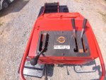 รถบรรทุกตีนตะขาบ YANMAR เครื่องยนต์ ดีเซล 4เกียร์หน้า 1เกียร์ถอย น้ำหนักบรรทุก 300kg. เครื่องช่วงล่างดี แทรคยางสวย มือ2จากญี่ปุ่น  ราคา 22,000บาท โทร 